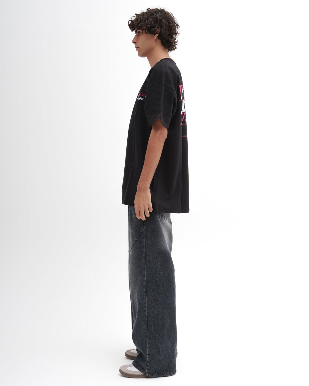 Expectations Tee - Black