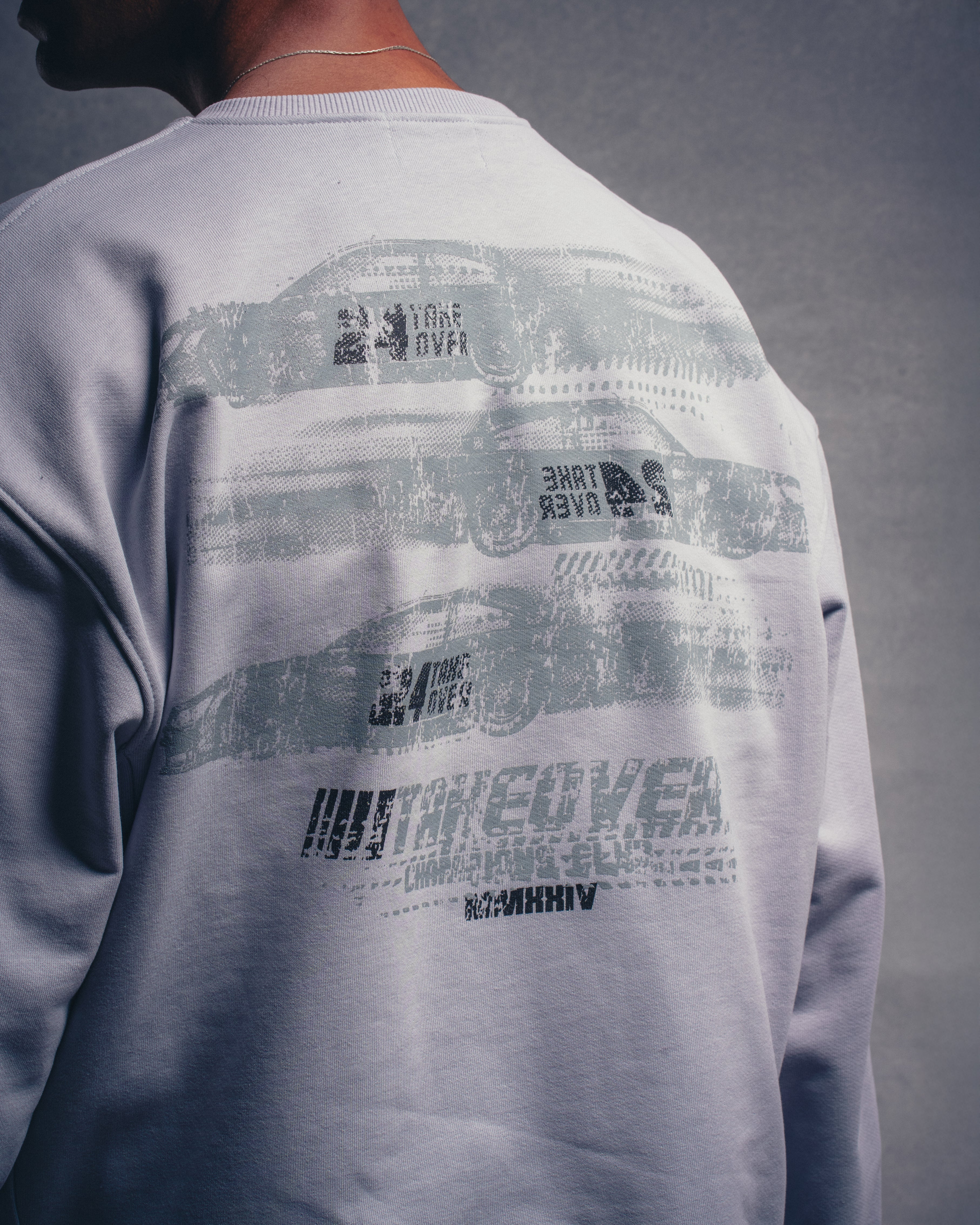 Rally Crewneck - Silver